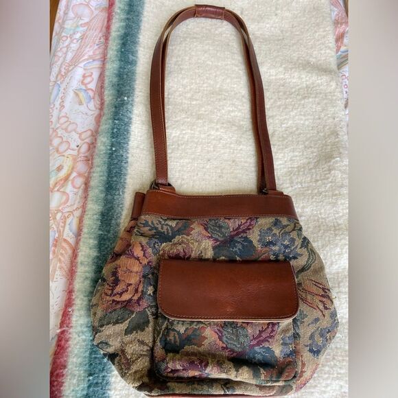 Vintage Floral Tapestry Handbag - Picture 1 of 7